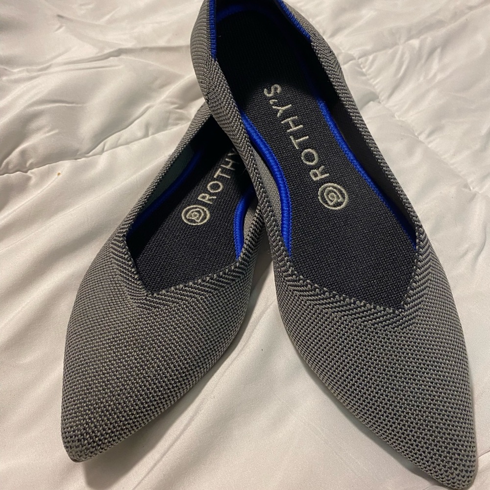 LIKE NEW🥿 ROTHY’S The Point - Cloud Grey Bird’s Eye